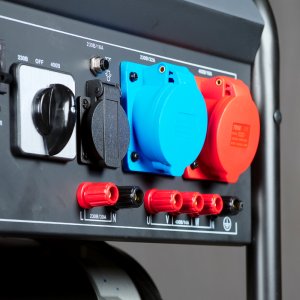 Бензиновый генератор FUBAG BS 7500 XD ES DUPLEX в Туле фото