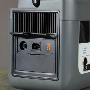 Портативная электростанция FUBAG AS 2400i (аккумулятор LiFePO4) в Туле фото