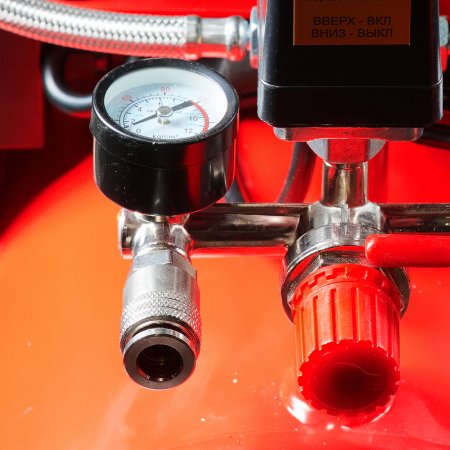 Компрессор безмасляный малошумный FUBAG Свободный Воздух (Free Air) 490/50/4.0 S в Туле фото